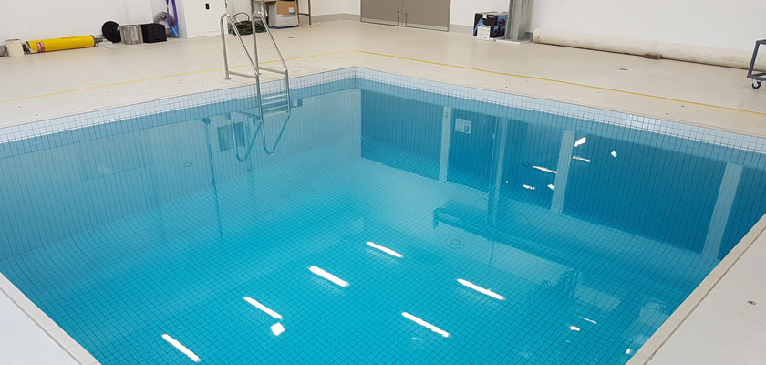 Immersion therapy pool, learn to dive